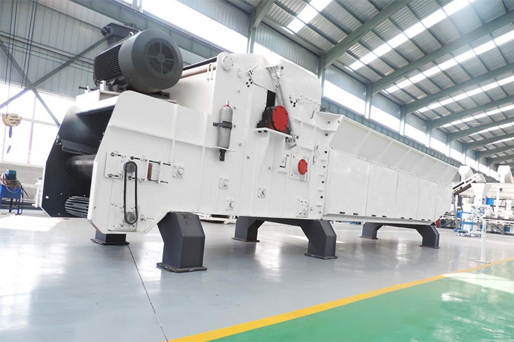 1543482472920779.jpg 工業(yè)粉碎機(jī).jpg