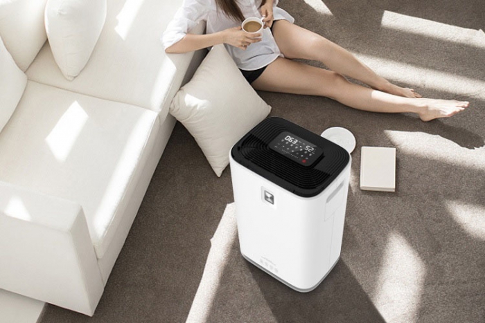 防凝露裝置與普通加熱型除濕裝置的區(qū)別?